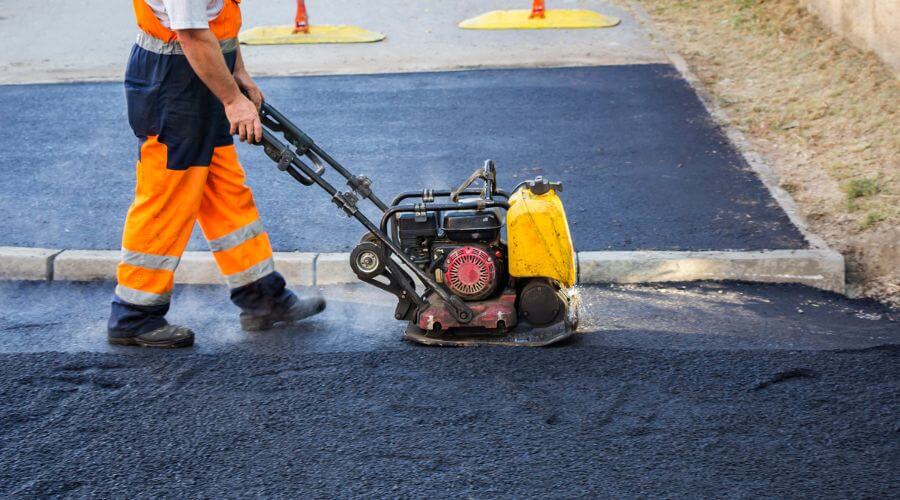 Expert Emergency Roof Repairs services in Pixley, CA
